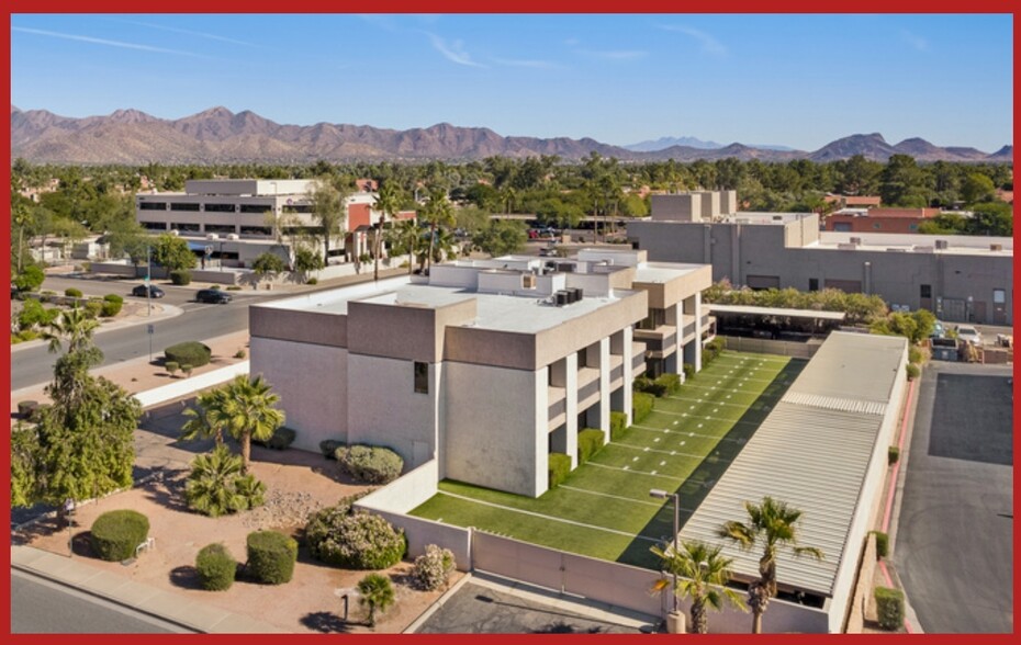 9495 E San Salvador Dr, Scottsdale, AZ en alquiler - Foto del edificio - Imagen 2 de 33