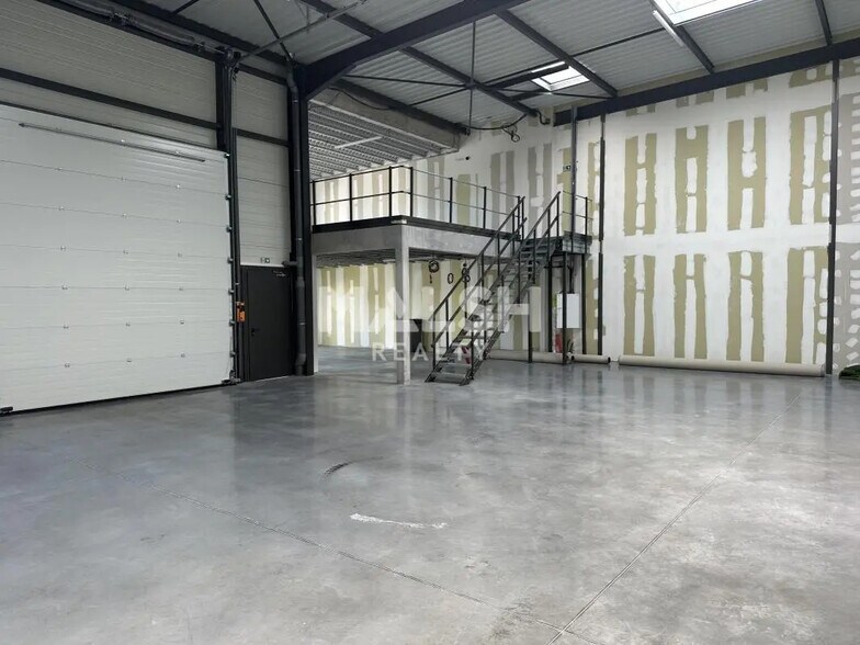 Oficina en Décines-Charpieu en alquiler - Foto del interior - Imagen 2 de 6