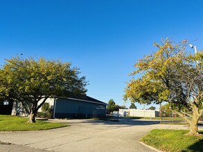 3085 N Kandy Ln, Decatur, IL en alquiler Foto del edificio- Imagen 2 de 3