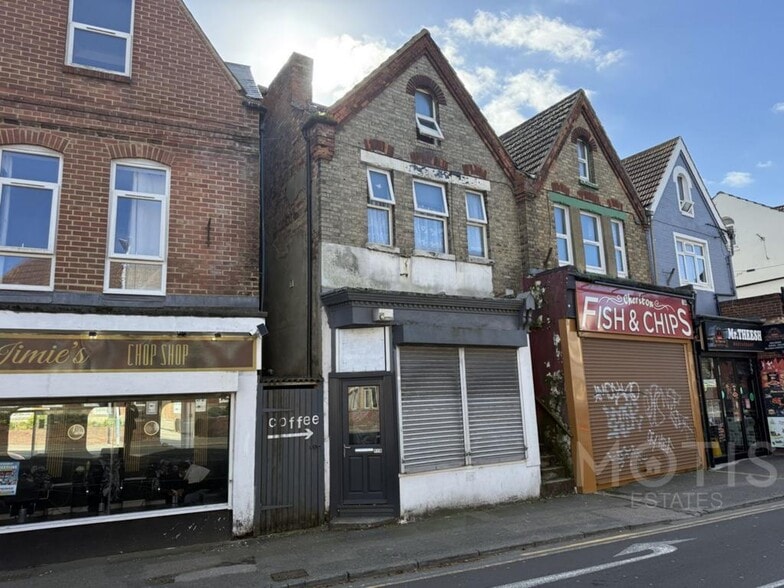 83 Cheriton High St, Folkestone en venta - Foto del edificio - Imagen 1 de 12