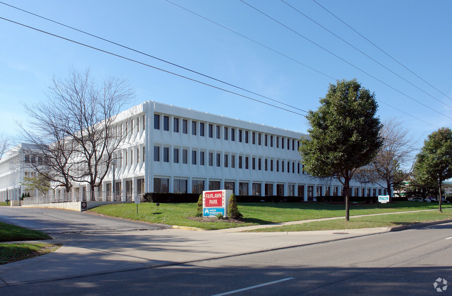 3090 W Market St, Akron, OH en alquiler - Foto del edificio - Imagen 3 de 8