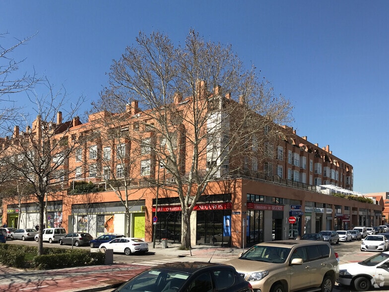 Calle de Alegría de Oria, 49, Madrid, Madrid en venta - Foto del edificio - Imagen 1 de 1