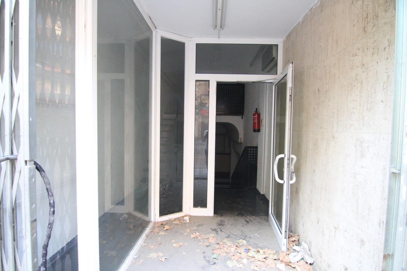 Rambla Catalunya, Olesa de Montserrat, BAR 08640 -  -  - Foto del interior - Image 1 of 5