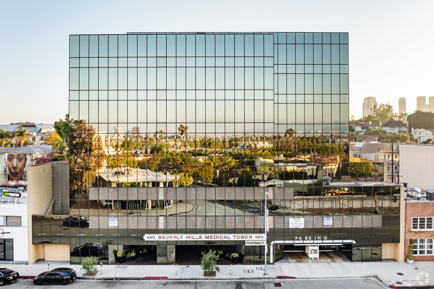 1125 S Beverly Dr, Los Angeles, CA en alquiler - Foto del edificio - Imagen 2 de 10