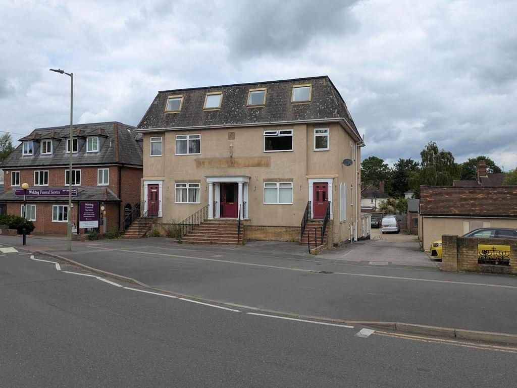 113-121 Goldsworth Rd, Woking en alquiler Foto del edificio- Imagen 1 de 9