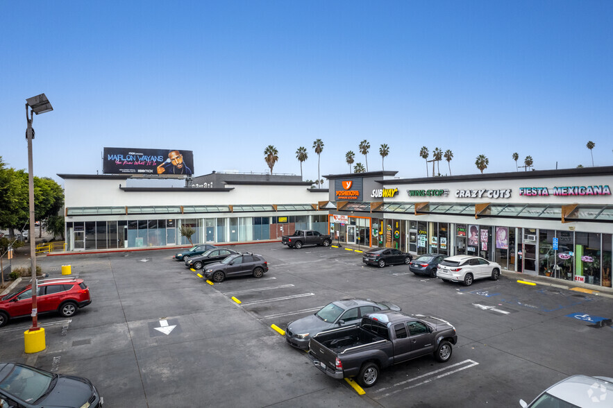 1075 N Western Ave, Los Angeles, CA en alquiler - Foto del edificio - Imagen 3 de 15