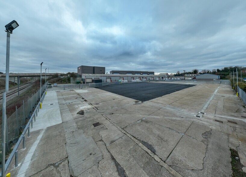 Botany Way, Purfleet en alquiler - Foto del edificio - Imagen 2 de 14