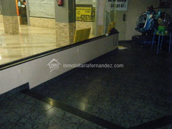 Local en Cáceres, Cáceres en alquiler - Foto del edificio - Imagen 3 de 5
