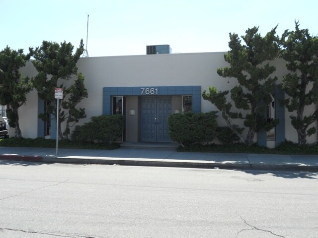7661 Densmore Ave, Van Nuys, CA en venta - Foto del edificio - Imagen 1 de 1