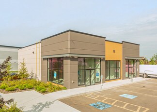 Más detalles de 121 Towne Crest Rd, Fort Saskatchewan, AB - Local en alquiler