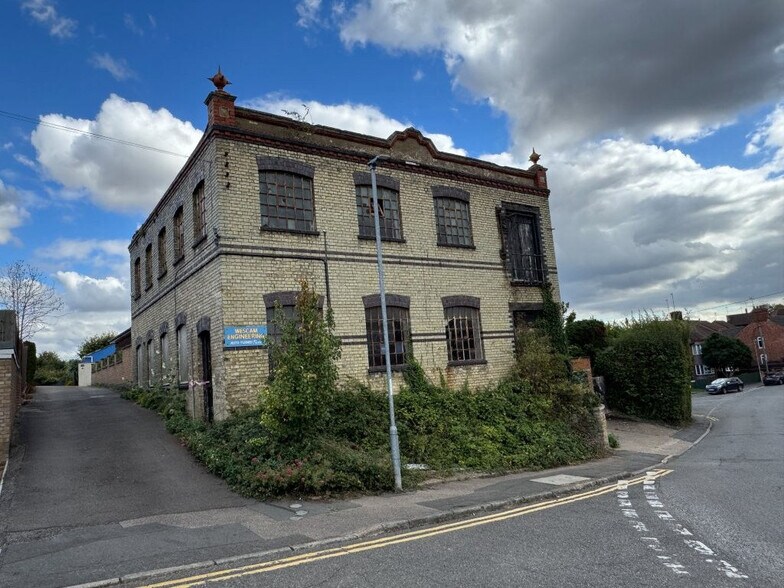 Park Rd, Raunds en venta - Foto del edificio - Imagen 2 de 2