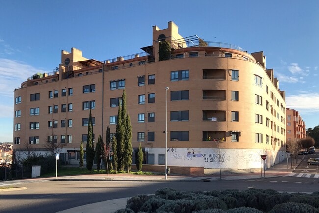 Más detalles de Calle Presidente Felipe González, 4, Arganda del Rey - Local en alquiler