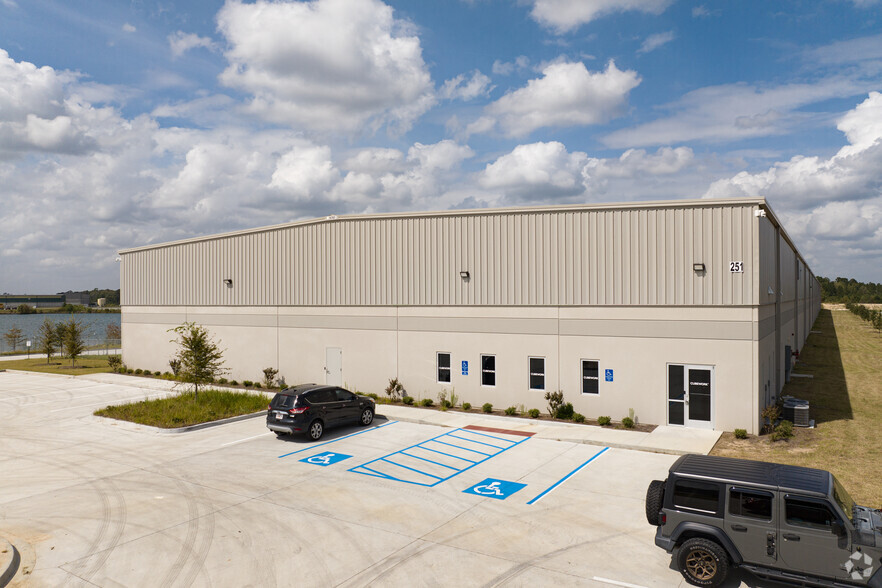 251 Morgan Lakes Industrial Blvd, Pooler, GA en alquiler - Foto del edificio - Imagen 3 de 38