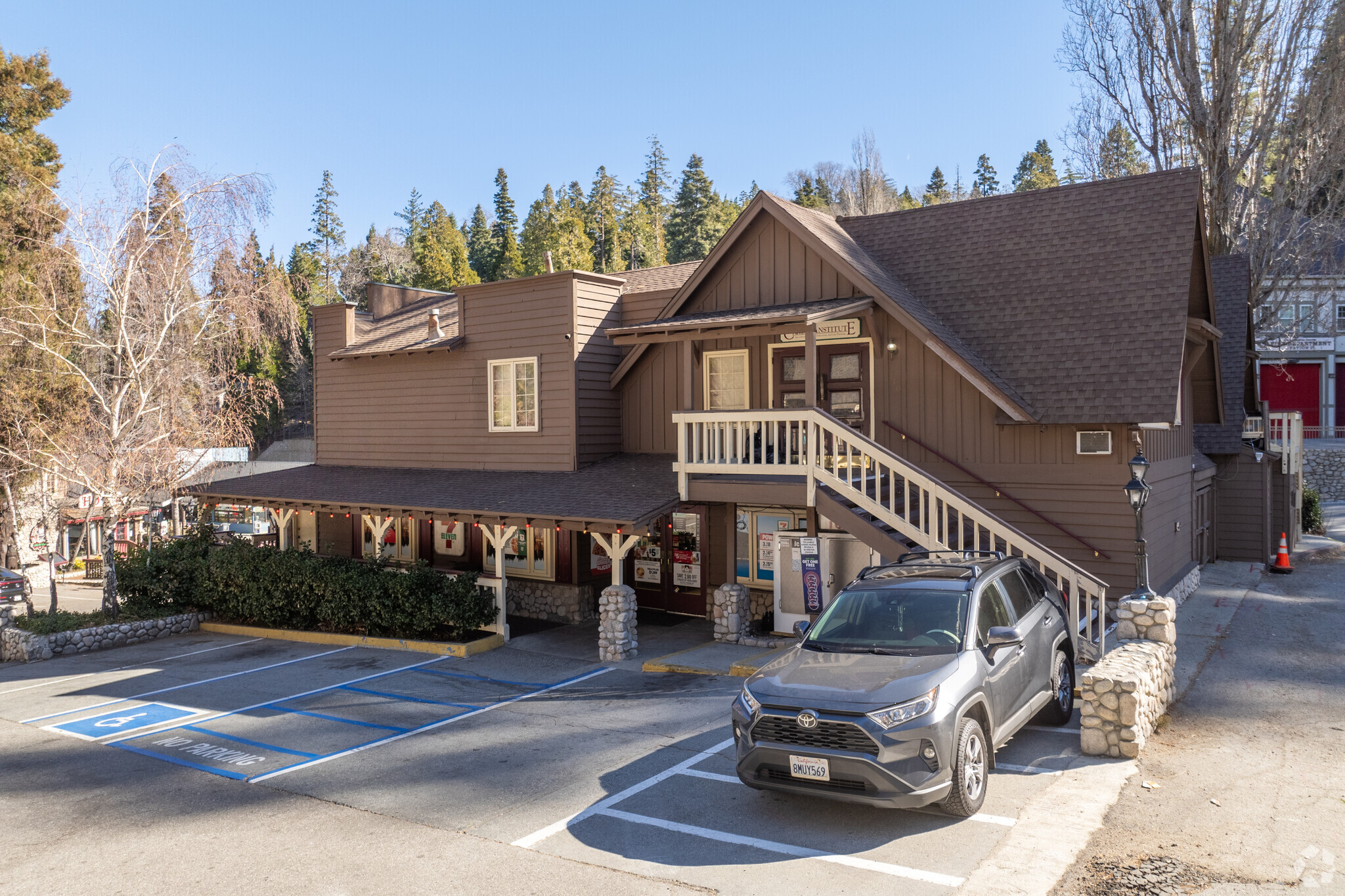 300 Highway 173 Hwy, Lake Arrowhead, CA en venta Foto del edificio- Imagen 1 de 1