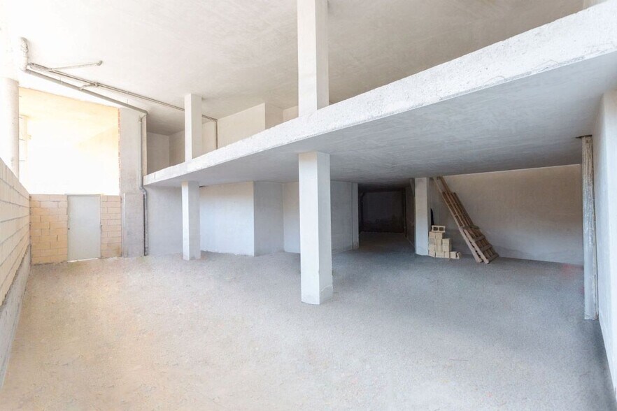 Local en Tafalla en venta - Foto del interior - Imagen 1 de 7