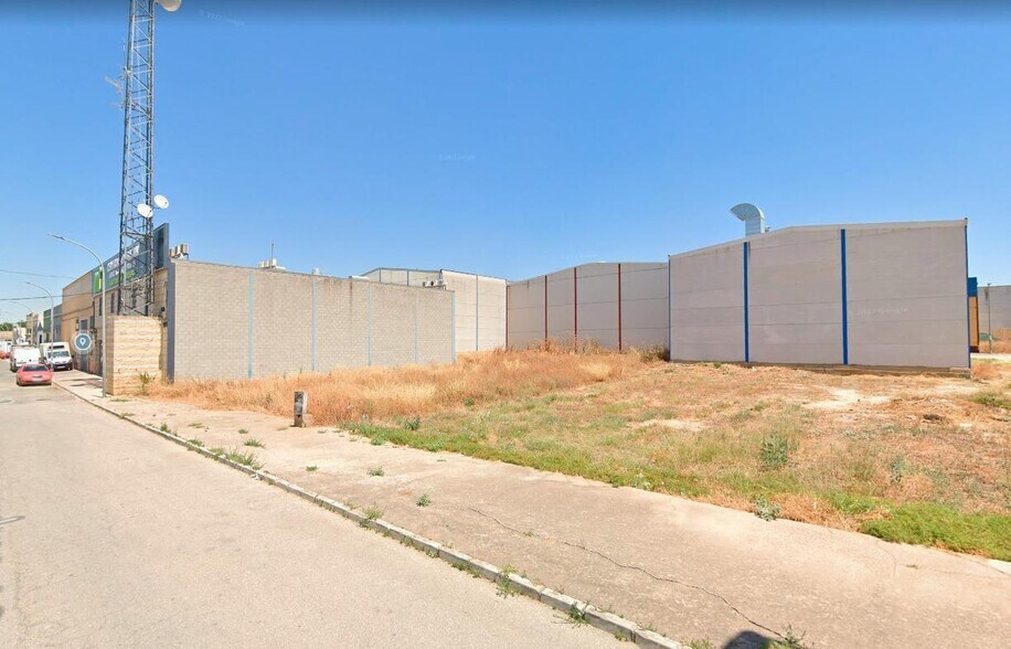 Nave en Marchena, Sevilla en venta - Foto del edificio - Imagen 2 de 6
