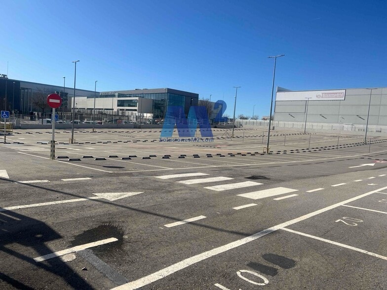 Terreno en Alcobendas, Madrid en alquiler - Foto del edificio - Imagen 2 de 2