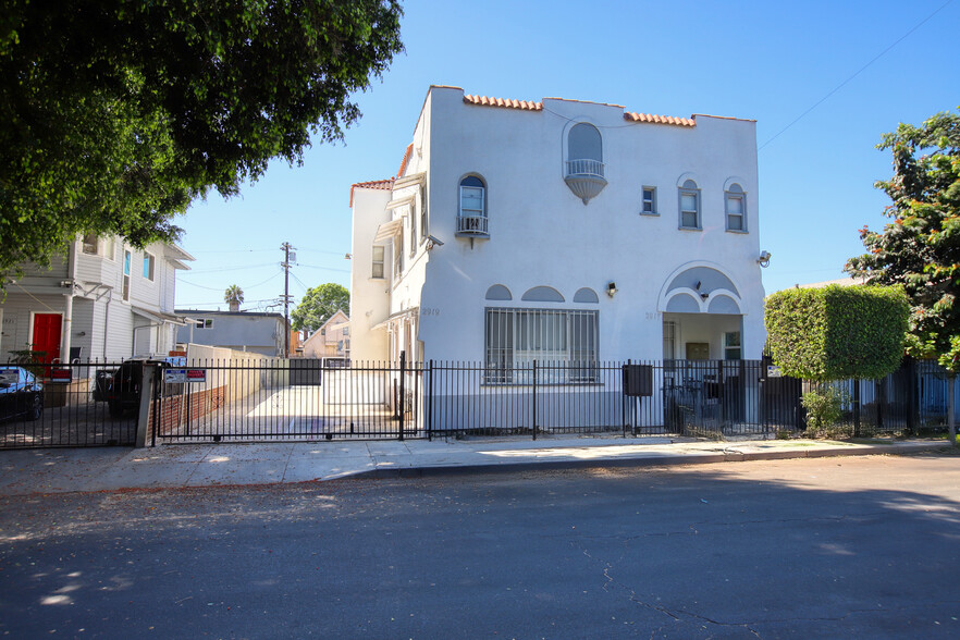 2917 Walton Ave, Los Angeles, CA en venta - Foto principal - Imagen 2 de 16