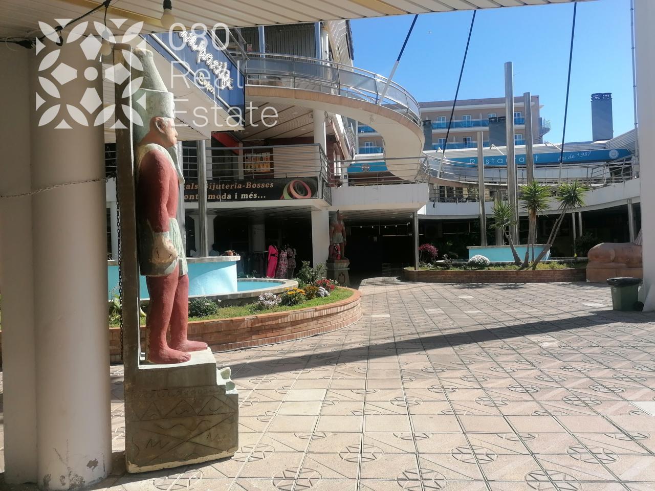 Local en Malgrat de Mar, Barcelona en venta Foto principal- Imagen 1 de 4