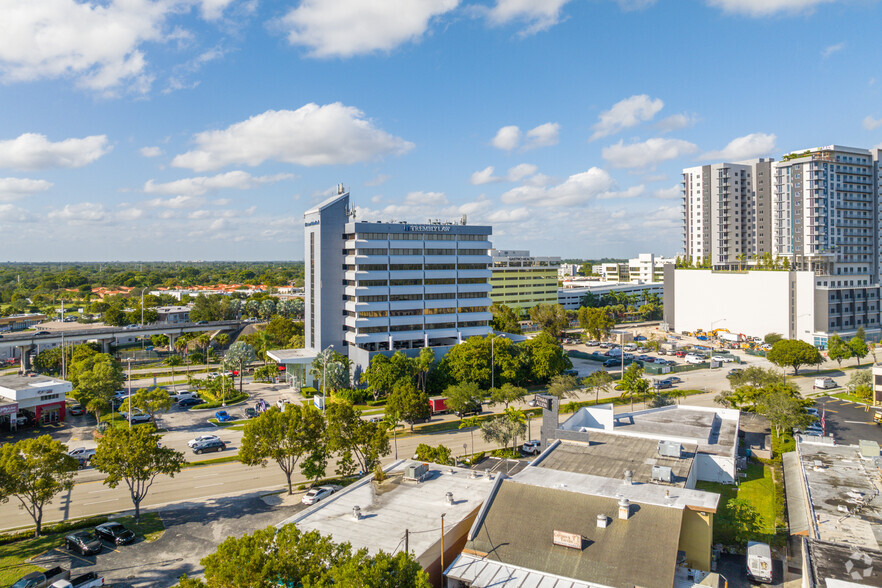 9700 S Dixie Hwy, Miami, FL en alquiler - Foto del edificio - Imagen 1 de 9