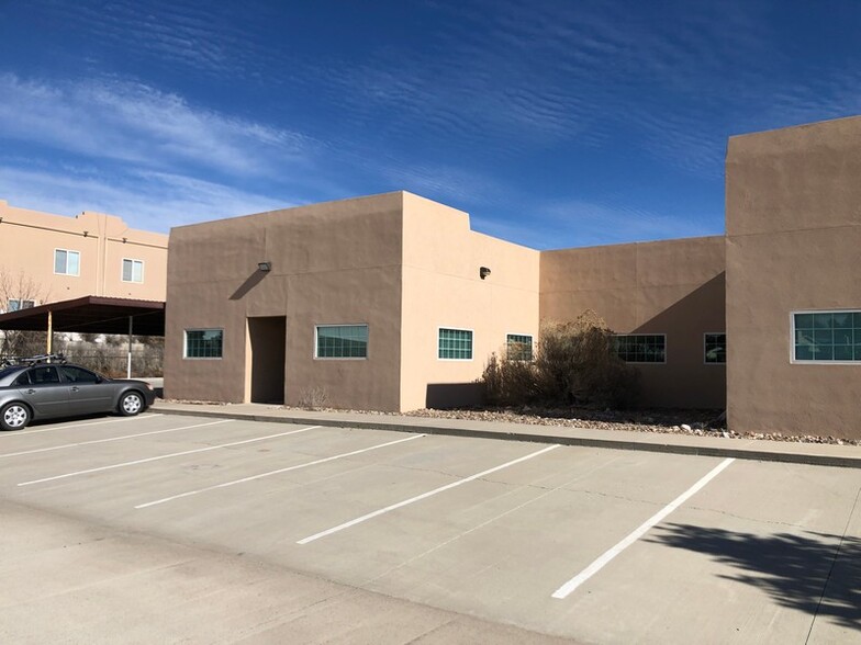 1800 E 30th St, Farmington, NM en alquiler - Foto del edificio - Imagen 3 de 18