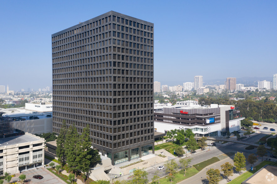 1901 Avenue of the Stars, Los Angeles, CA en alquiler - Foto del edificio - Imagen 2 de 11