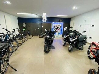 Más detalles de 84 Avenue Georges Clemenceau, Maisons-Alfort - Oficina, local en alquiler