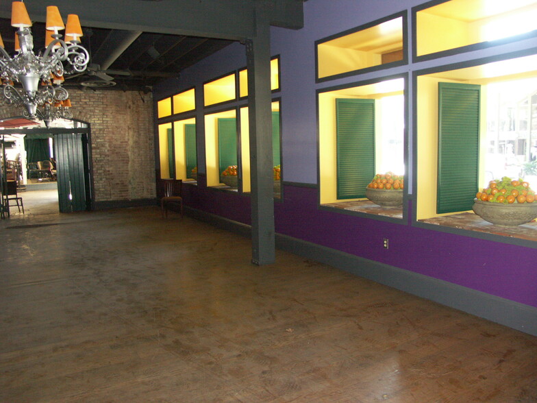 101 W Green St, Pasadena, CA en alquiler - Foto del interior - Imagen 2 de 4