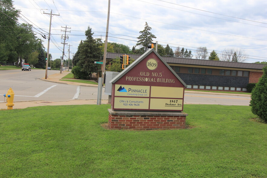 1809-1817 Deckner Ave, Green Bay, WI en alquiler - Foto del edificio - Imagen 2 de 12