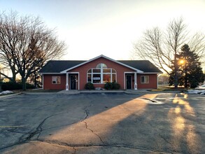 1110 Buckeye Ave, Ames, IA en alquiler Foto del edificio- Imagen 2 de 10