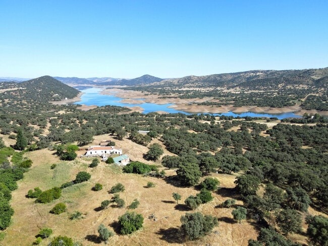 Más detalles de Se, 179, Cazalla de la Sierra - Terreno en venta