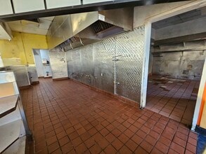 2000-2276 S Atlantic Blvd, Monterey Park, CA en alquiler Foto del interior- Imagen 2 de 3