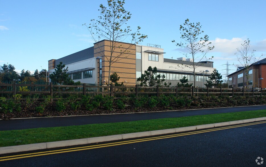 Greenfield Ln, Wolverhampton en alquiler - Foto del edificio - Imagen 3 de 4