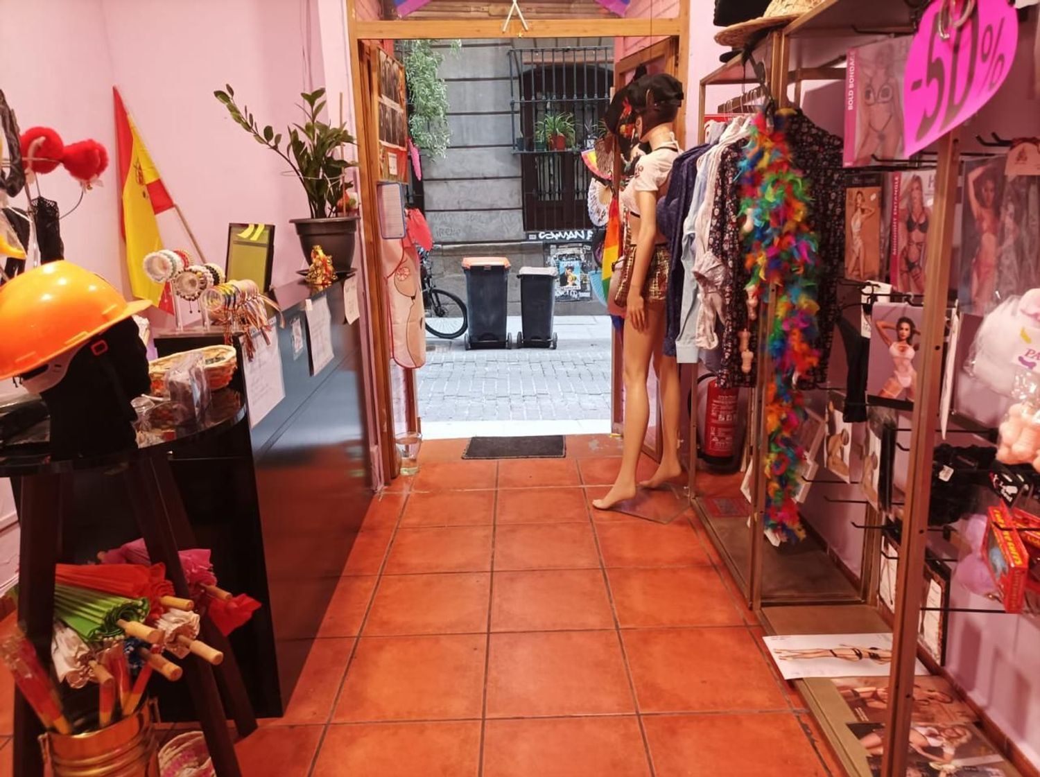 Local en Madrid, Madrid en alquiler Foto del interior- Imagen 1 de 8