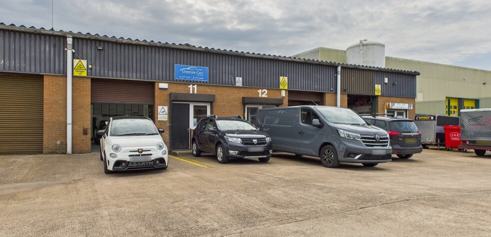 Quakers Coppice, Crewe en alquiler - Foto del edificio - Imagen 2 de 4