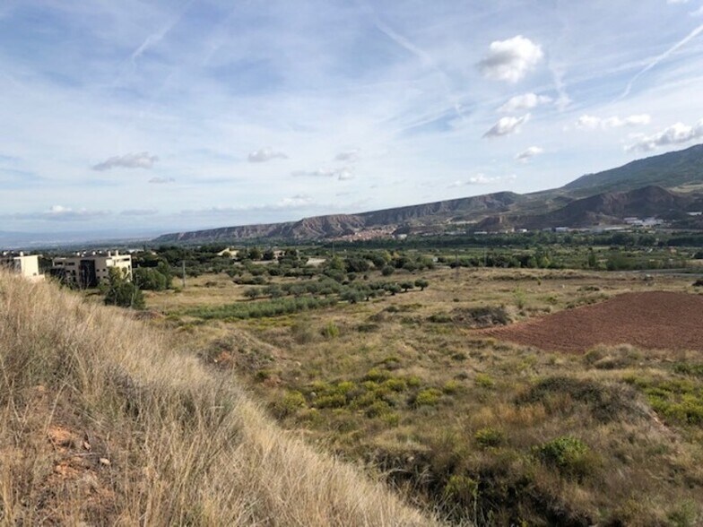 Terreno en Nalda en venta - Foto del edificio - Imagen 3 de 12