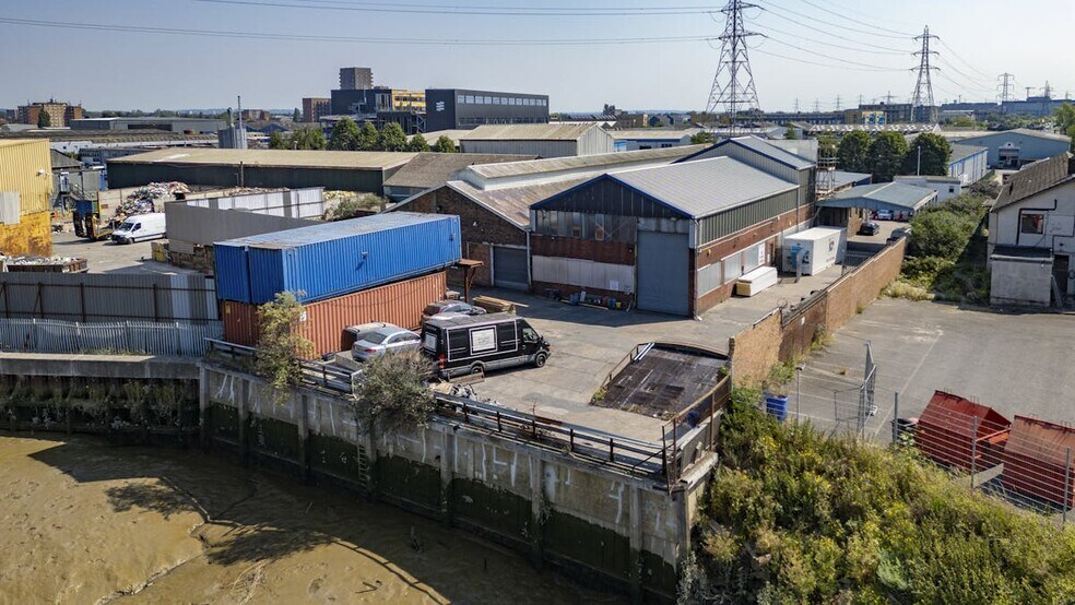 42 River Rd, Barking en venta - Foto del edificio - Imagen 2 de 12