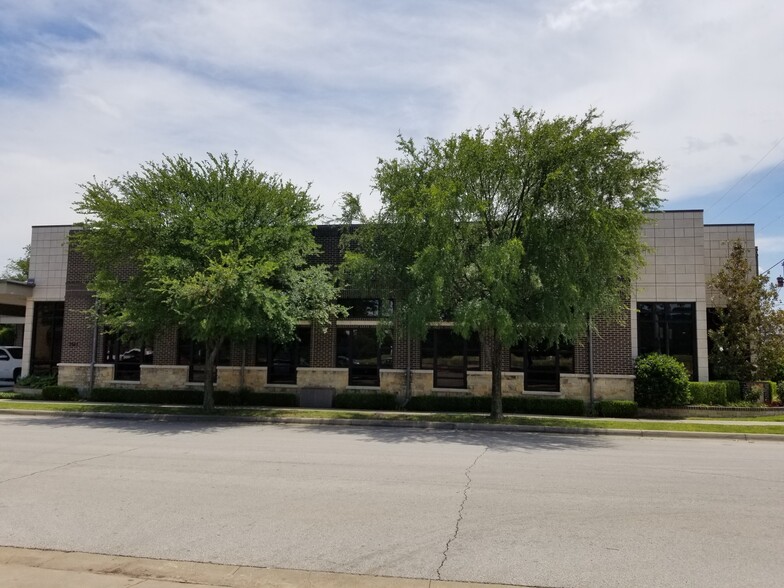 3343 Locke Ave, Fort Worth, TX en alquiler - Foto del edificio - Imagen 1 de 4