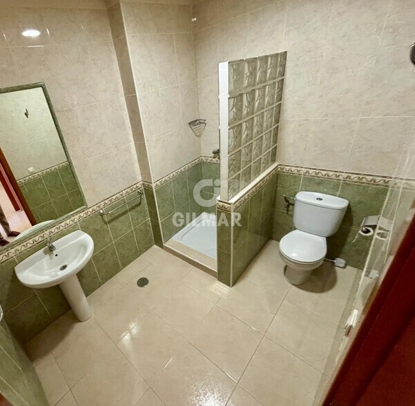View Photo
