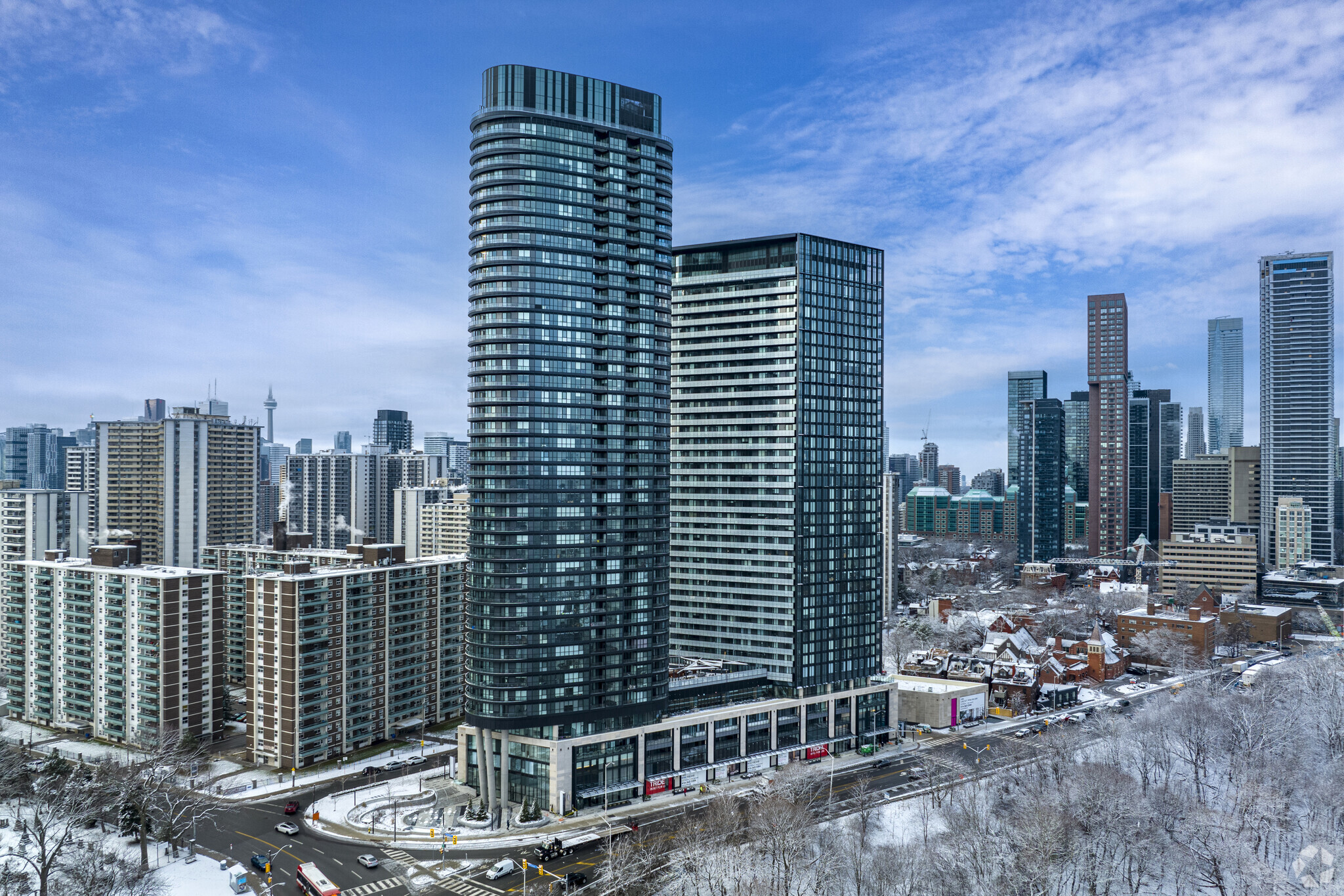 575 Bloor St E, Toronto, ON en alquiler Foto del edificio- Imagen 1 de 6