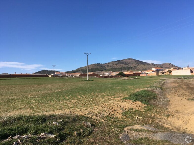 Terrenos en Noez, Toledo en venta - Foto del edificio - Imagen 2 de 2