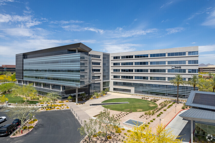 16220 N Scottsdale Rd, Scottsdale, AZ en alquiler - Foto del edificio - Imagen 1 de 19