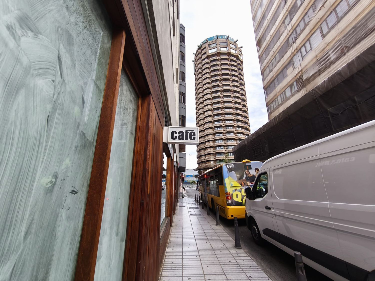 Calle Alfredo L Jones, 10, Las Palmas de Gran Canaria, Las Palmas en alquiler Foto del edificio- Imagen 1 de 7