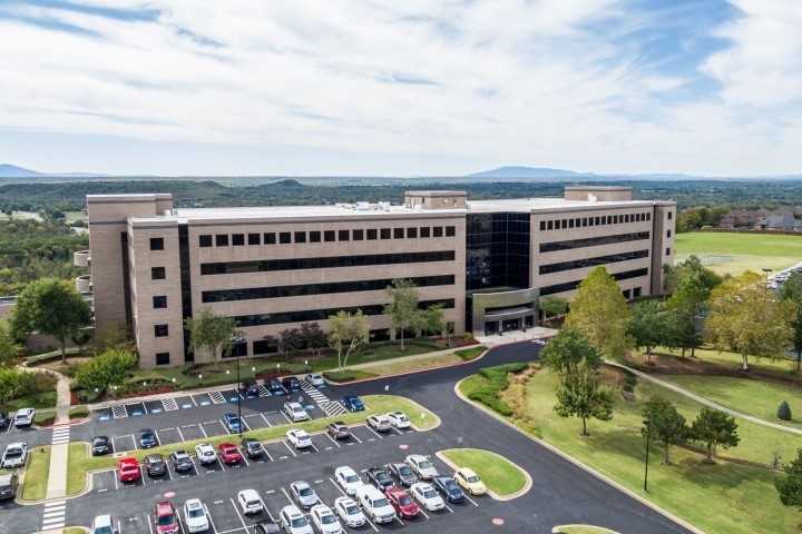 1000 Fianna Way, Fort Smith, AR en alquiler - Foto del edificio - Imagen 1 de 10