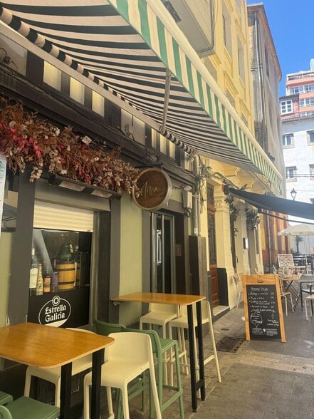 Local en A Coruña en alquiler - Foto del edificio - Imagen 3 de 9