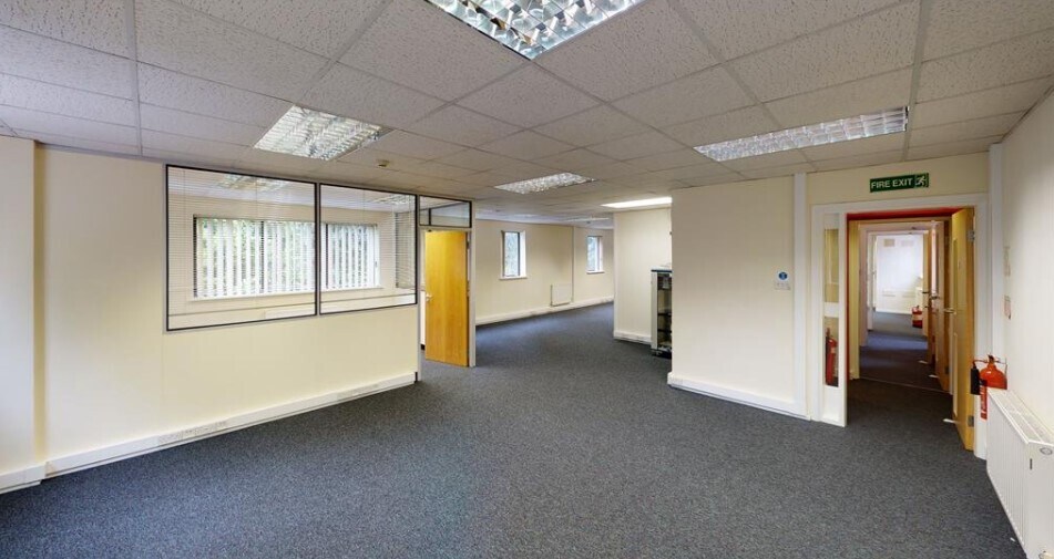 Trinity Pl, Sutton Coldfield, WMD B72 1TX - Unidad 7 - - Foto del interior - Image 1 of 2