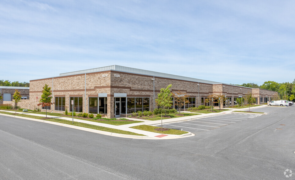 White Marsh Blvd, Middle River, MD en alquiler - Foto del edificio - Imagen 1 de 6