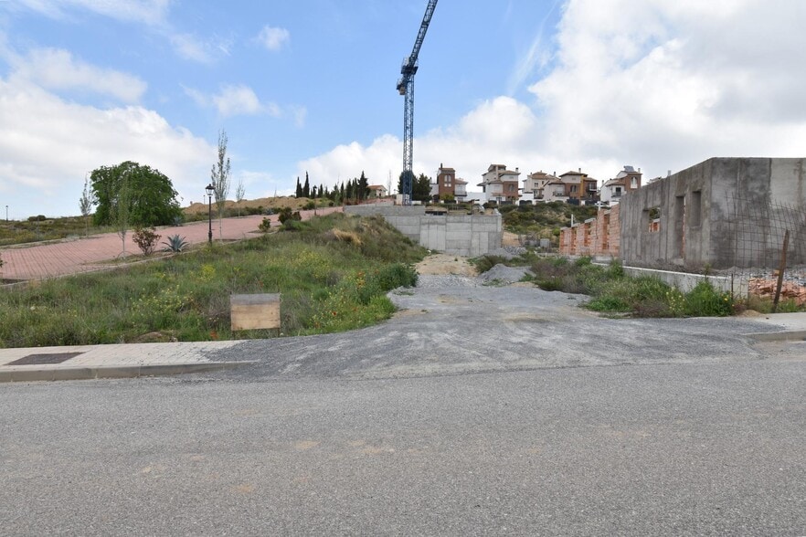 Terreno en Dílar, Granada en venta - Foto del edificio - Imagen 2 de 10
