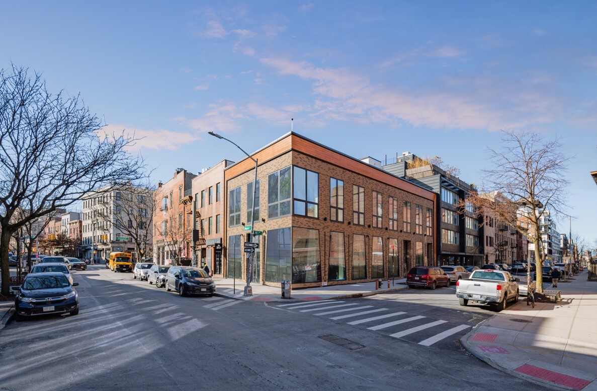 276 Bedford Ave, Brooklyn, NY en venta Foto del edificio- Imagen 1 de 4