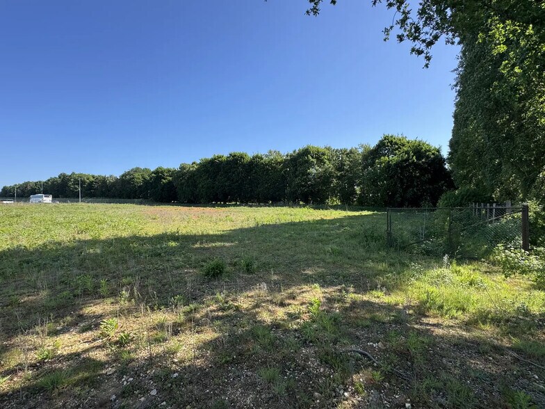 Terreno en Montereau-Fault-Yonne en venta - Plano del sitio - Imagen 1 de 2